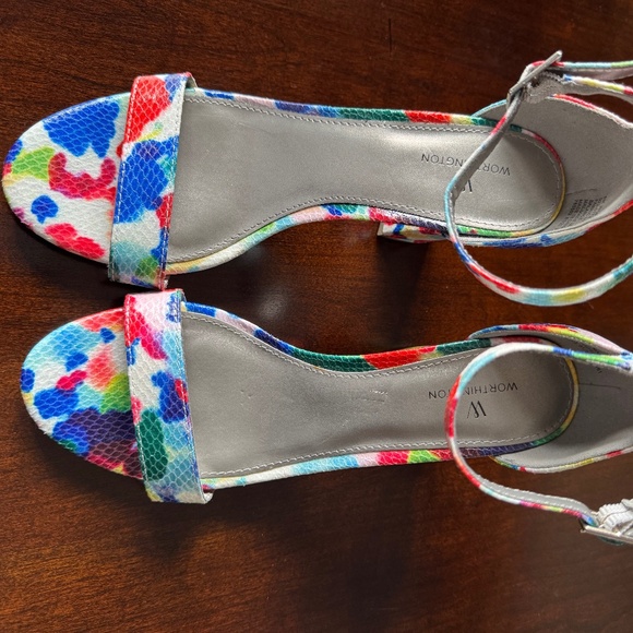 Worthington Beckwith Heels - Picture 1 of 3